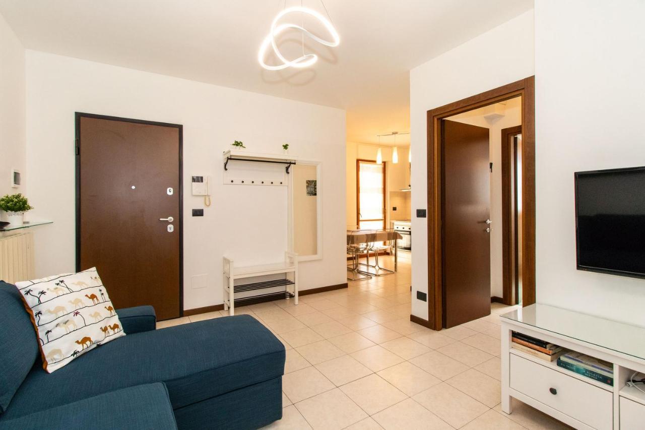 Come Casa Like Home Apartment With Parking トリノ エクステリア 写真