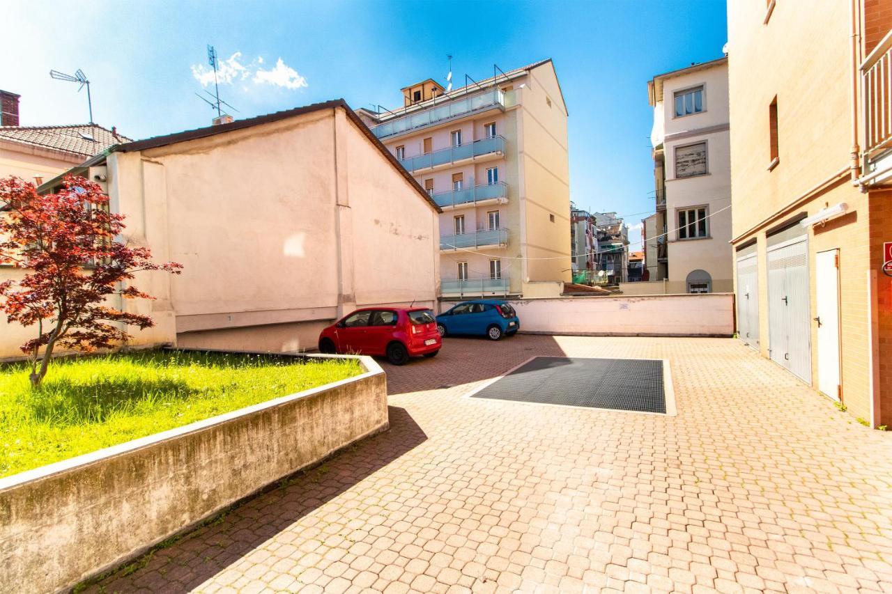 Come Casa Like Home Apartment With Parking トリノ エクステリア 写真