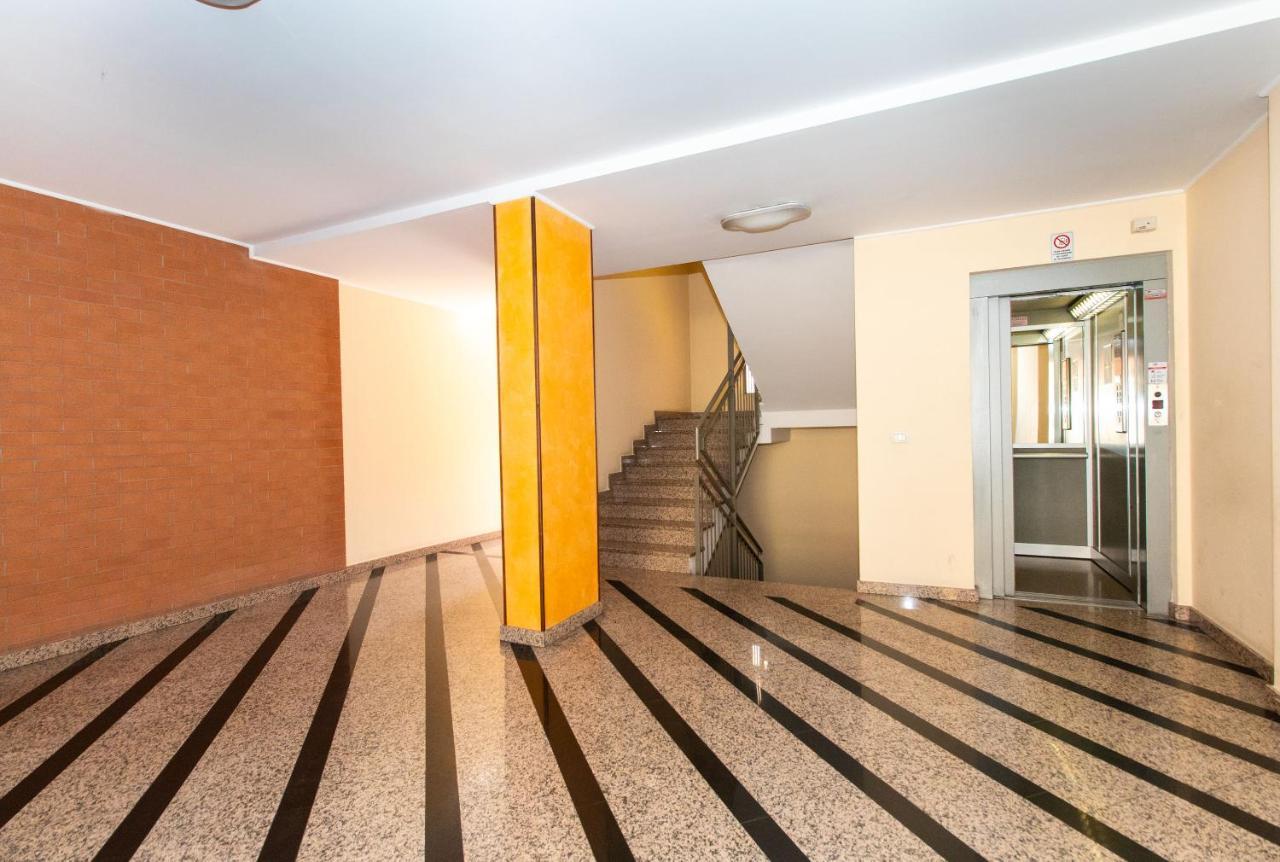 Come Casa Like Home Apartment With Parking トリノ エクステリア 写真