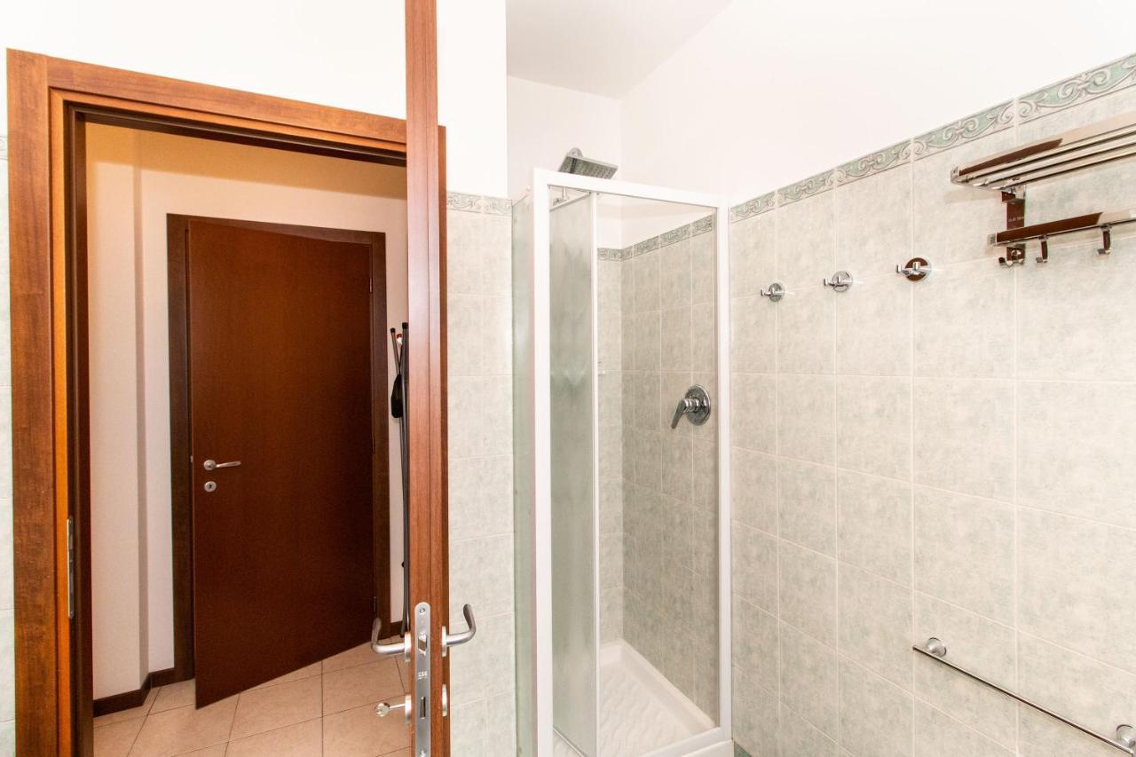 Come Casa Like Home Apartment With Parking トリノ エクステリア 写真